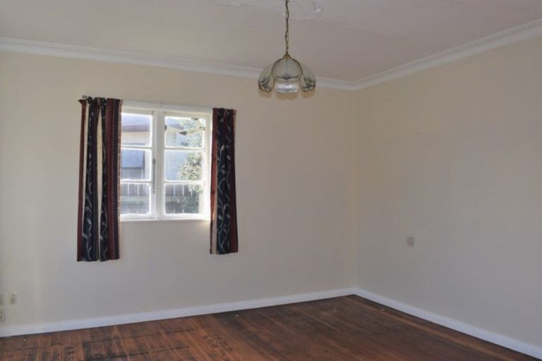 Photo of property in 57 Moana Street, Otaki Beach, Otaki, 5512
