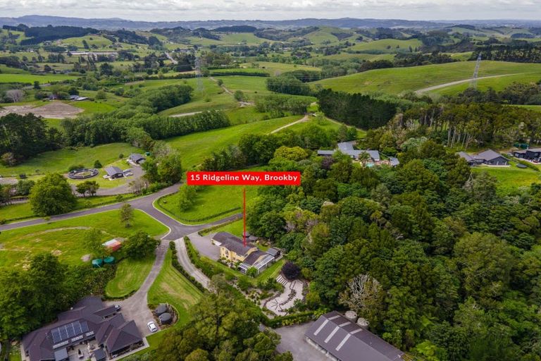 Photo of property in 15 Ridgeline Way, Brookby, Manurewa, 2576