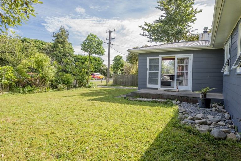 Photo of property in 91 Cd Farm Road, Levin, 5571