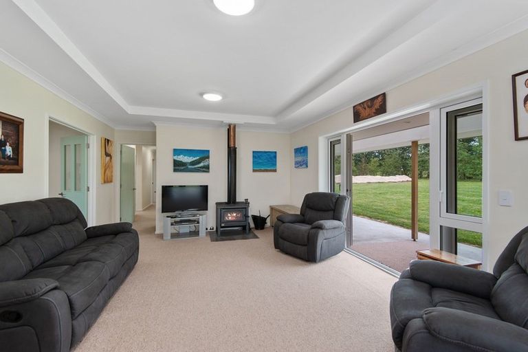 Photo of property in 120 Davis Road, Cust, Rangiora, 7471