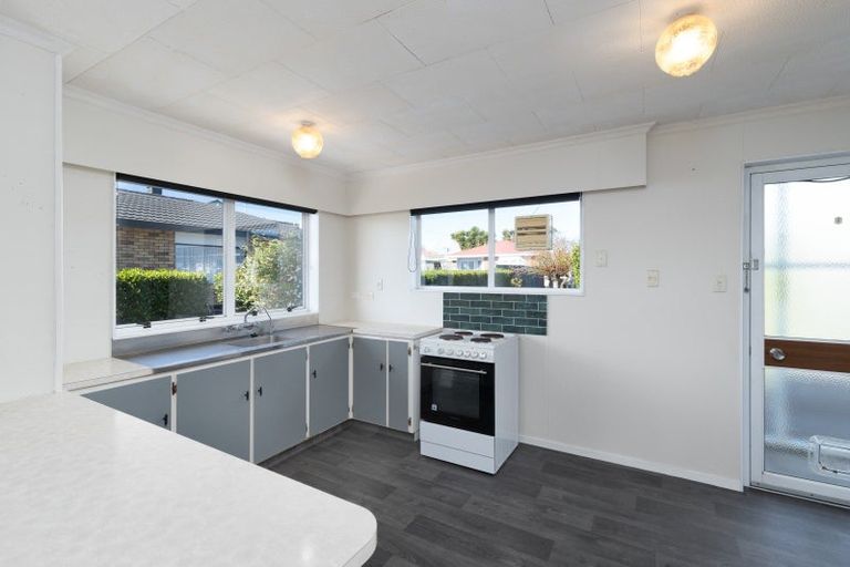 Photo of property in 1/95 Wallace Place, Westown, New Plymouth, 4310