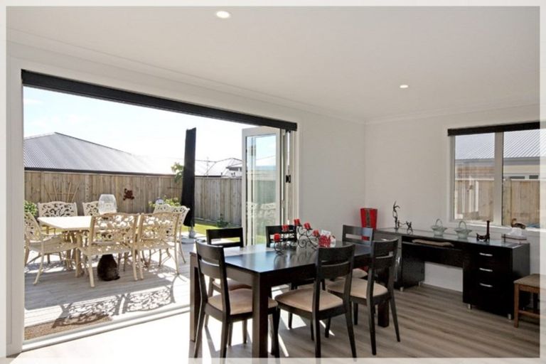 Photo of property in 9 Story Street, Foxton Beach, Foxton, 4815