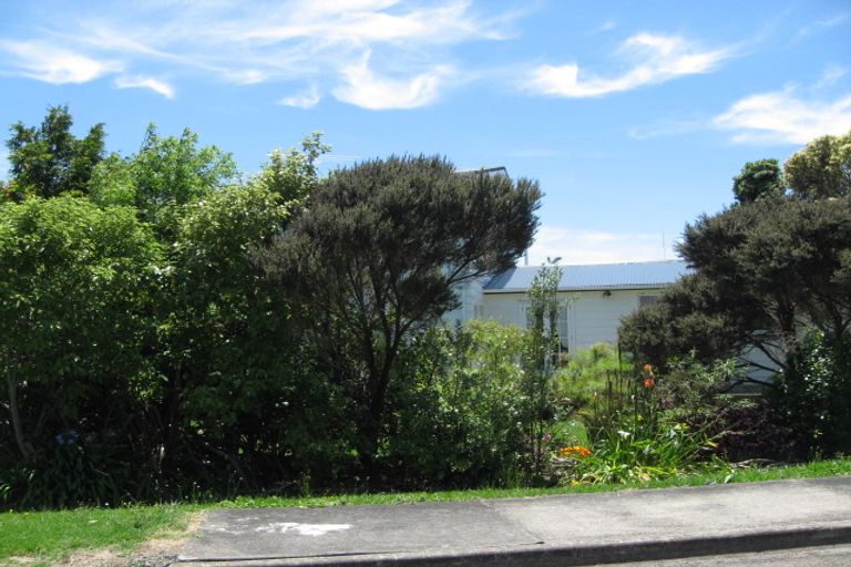 Photo of property in 16a Keven Road, Clarks Beach, 2679