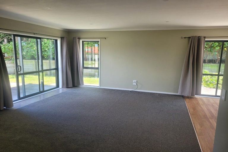 Photo of property in 114a Ngamotu Road, Spotswood, New Plymouth, 4310