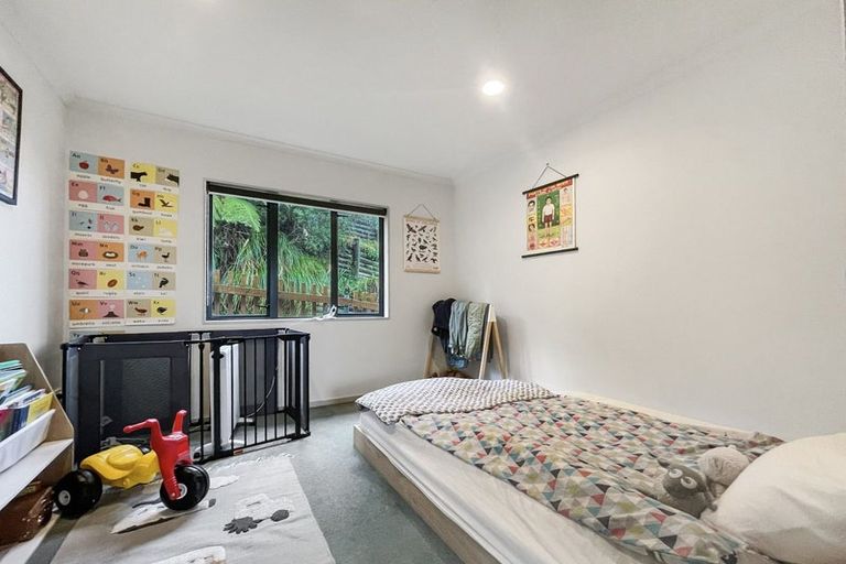 Photo of property in 33 Whaui Street, Vogeltown, Wellington, 6021