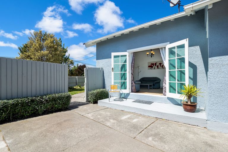 Photo of property in 18 Sullivan Avenue, Woolston, Christchurch, 8023