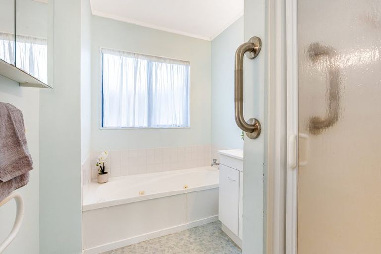 Photo of property in 1/186 Rongotai Road, Rongotai, Wellington, 6022
