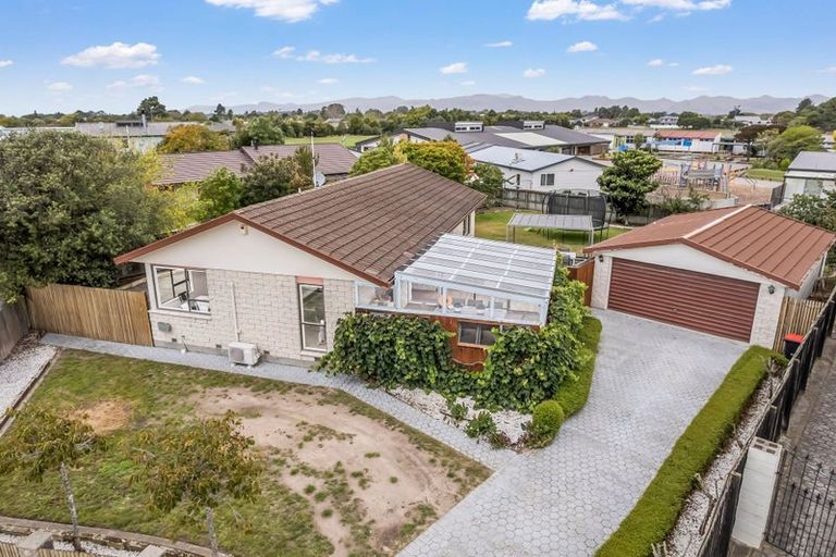 Photo of property in 17 Jacaranda Place, Parklands, Christchurch, 8083