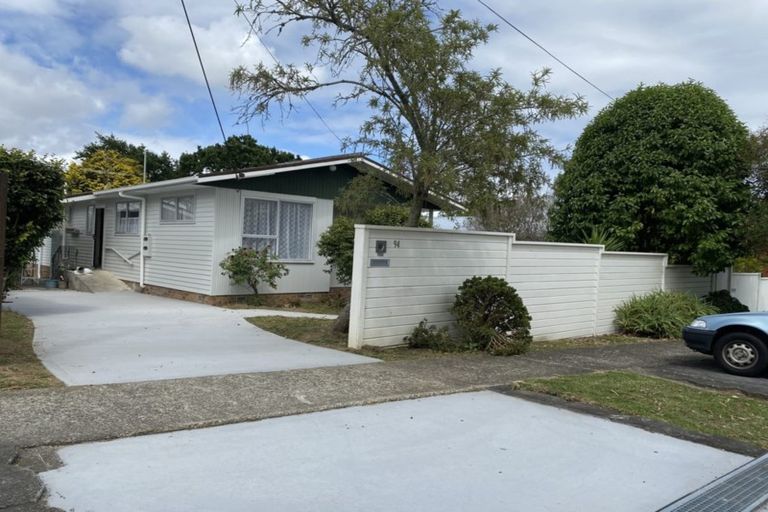 Photo of property in 94 Ferry Parade, Herald Island, Auckland, 0618