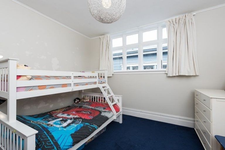 Photo of property in 23 Patanga Crescent, Thorndon, Wellington, 6011