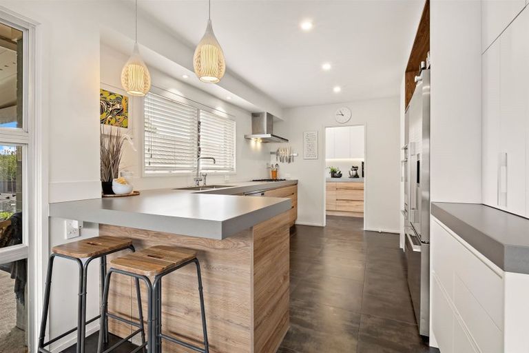 Photo of property in 9 Roysfield Lane, Sunnyhills, Auckland, 2010