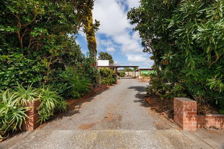 Photo of property in 37 Follett Street, Marton, 4710