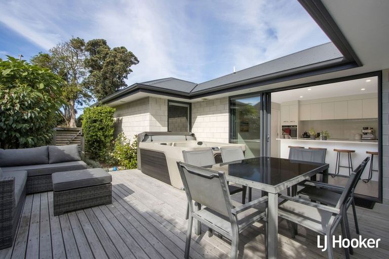 Photo of property in 11 Ian Place, Waihi Beach, 3611