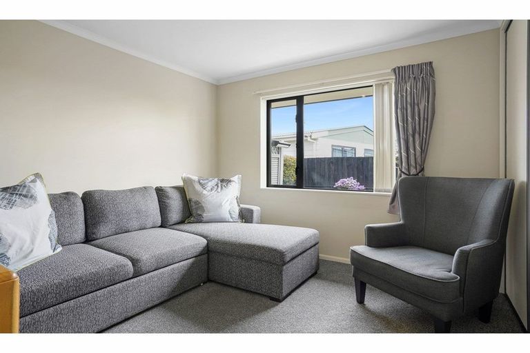 Photo of property in 29a De Havilland Street, Hornby, Christchurch, 8042