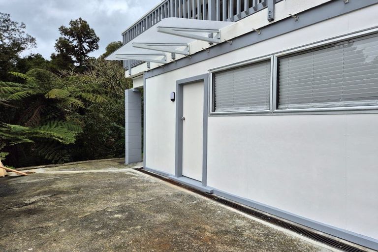 Photo of property in 15 Beeche Place, Birkdale, Auckland, 0626