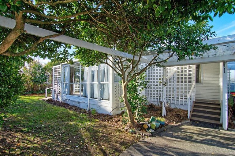 Photo of property in 1 Solway Street, Solway, Masterton, 5810