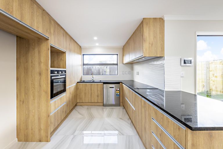 Photo of property in 94a Walmsley Road, Favona, Auckland, 2024