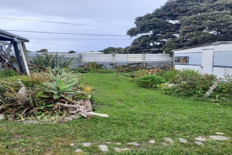 Photo of property in 40 Karaka Street, Castlecliff, Whanganui, 4501