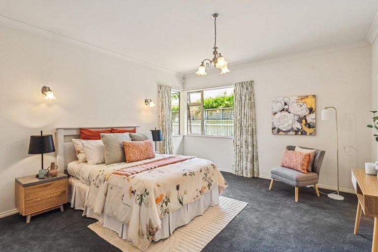 Photo of property in 2b Maple Lane, Waikanae, 5036