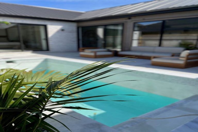 Photo of property in 11 Colpoma Close, Papamoa Beach, Papamoa, 3118