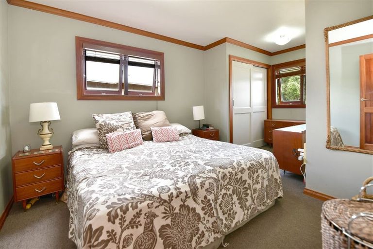 Photo of property in 64a Tiri Road, Manly, Whangaparaoa, 0930