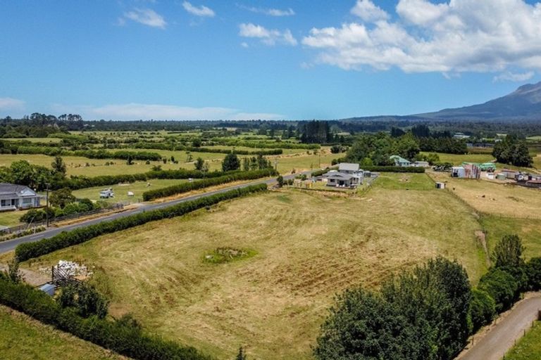 Photo of property in 1988 Egmont Road, Kaimiro, Inglewood, 4386