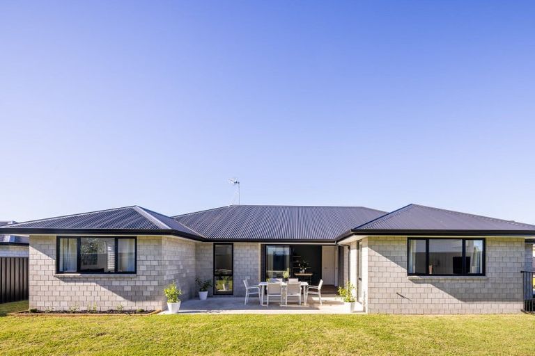 Photo of property in 13 Windermere Drive, Te Awamutu, 3800