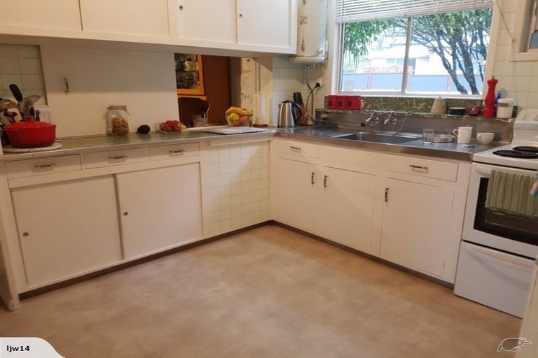 Photo of property in 2 Hewlett Road, Karoro, Greymouth, 7805