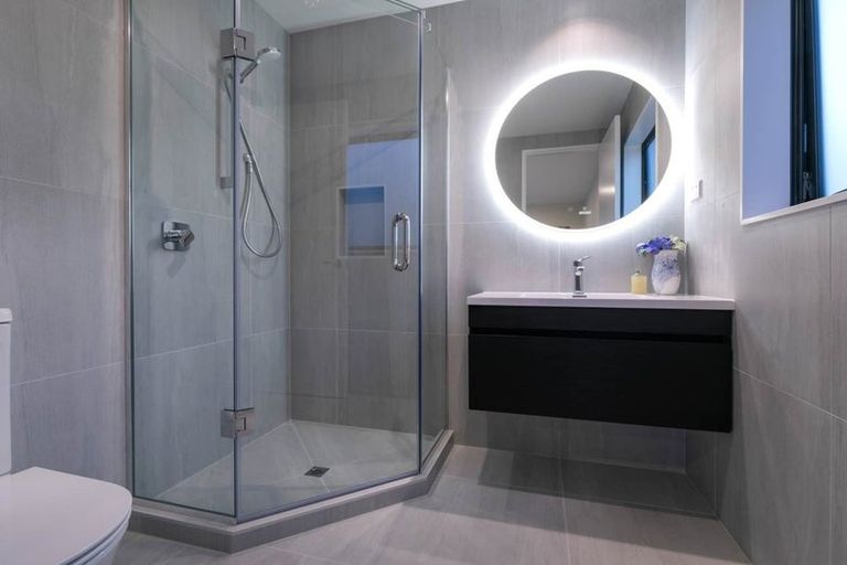 Photo of property in 2 Kauru Lane, Wainui, 0992