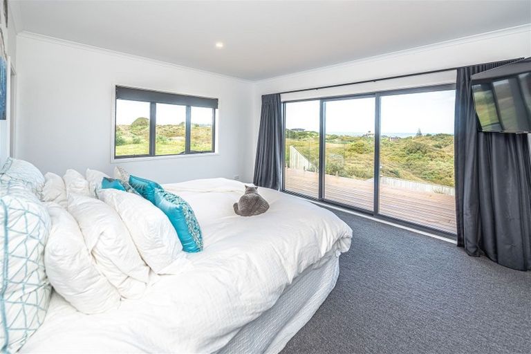 Photo of property in 34 Golf Vue Place, Castlecliff, Whanganui, 4501