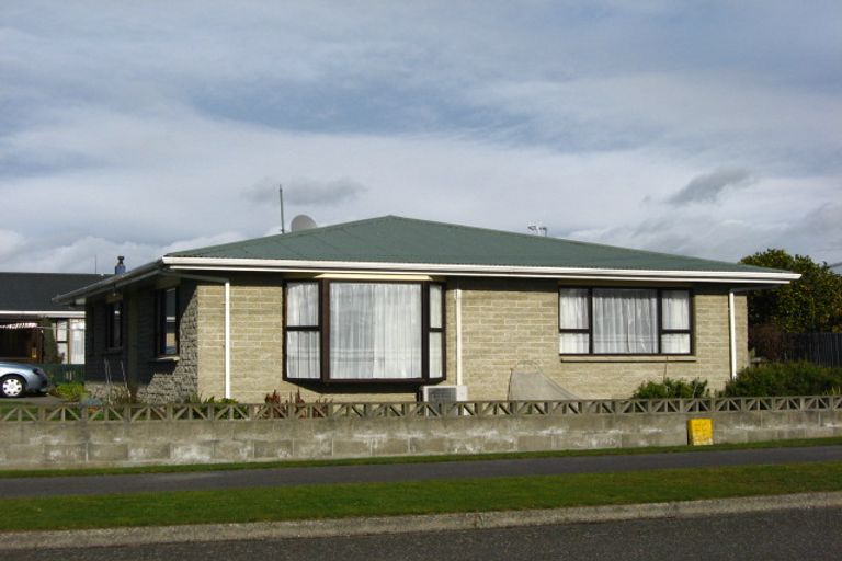 Photo of property in 41 Renfrew Street, Waikiwi, Invercargill, 9810