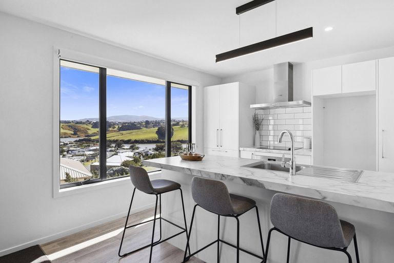 Photo of property in 14 Sunset Terrace, Ocean Grove, Dunedin, 9013