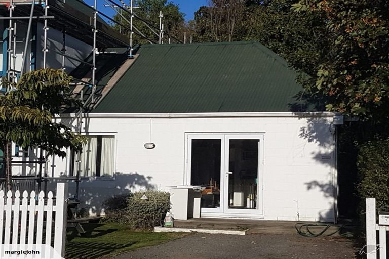 Photo of property in 1 Rue Lavaud, Akaroa, 7520