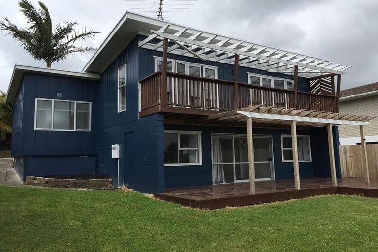 Photo of property in 686a Whangaparaoa Road, Stanmore Bay, Whangaparaoa, 0932