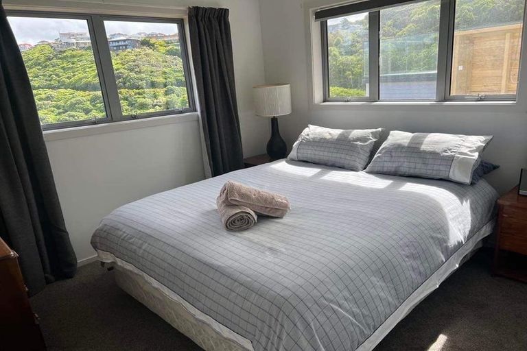 Photo of property in 7a Ashton Fitchett Drive, Brooklyn, Wellington, 6021