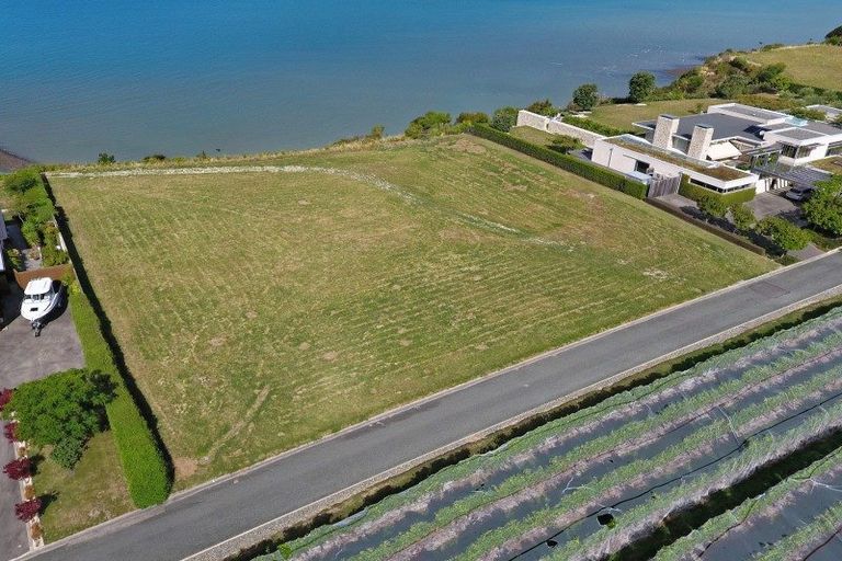 Photo of property in 68 Admirals Way, Ruby Bay, Mapua, 7173