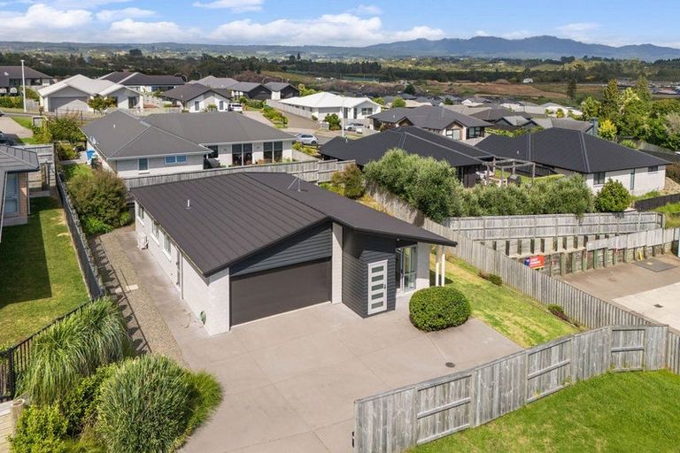 Photo of property in 19 Te Kaka Place, Omokoroa, 3114