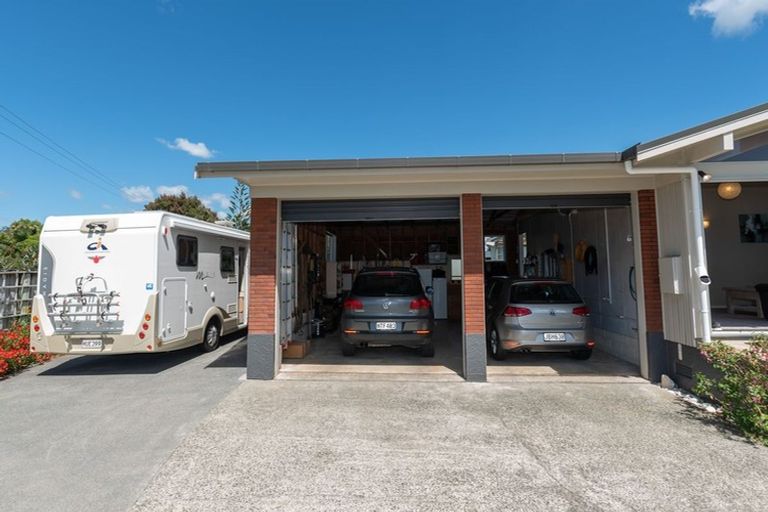 Photo of property in 2 Reinga Road, Kerikeri, 0230