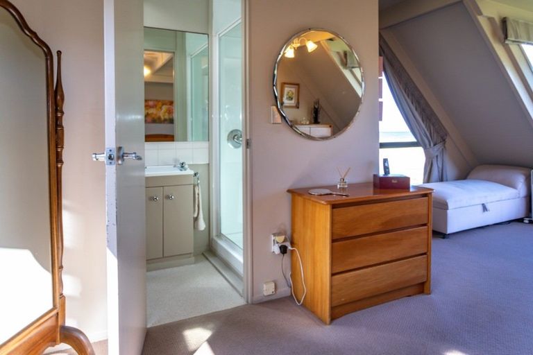 Photo of property in 118 Bambury Place, Onemana, Whangamata, 3691