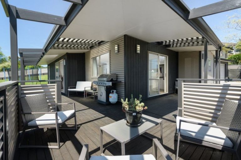 Photo of property in 69 Te Otinga Place, Pyes Pa, Tauranga, 3112