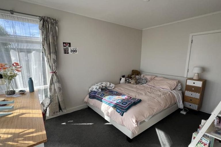 Photo of property in 8 Greers Road, Ilam, Christchurch, 8041