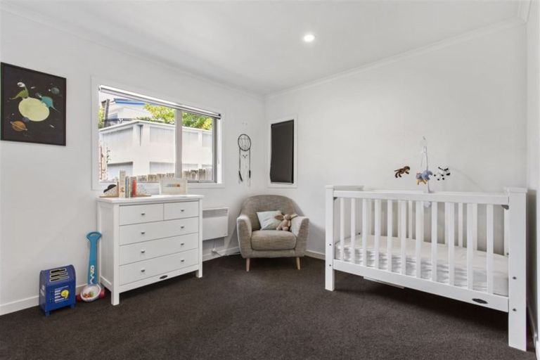 Photo of property in 44 Matipo Road, Mairangi Bay, Auckland, 0630