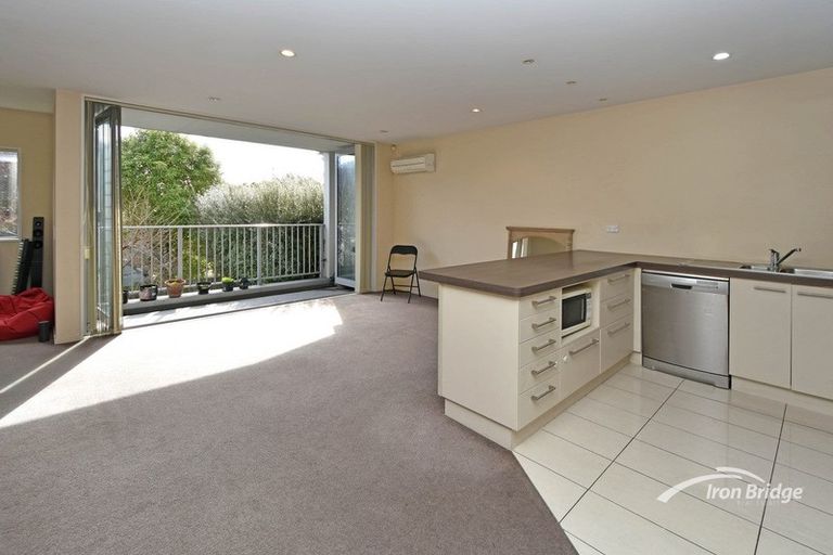 Photo of property in 34c Taramea Place, Addington, Christchurch, 8024