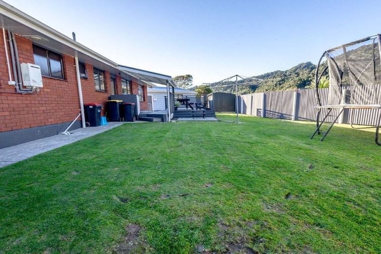 Photo of property in 5 Mitchell Place, Cobden, Greymouth, 7802