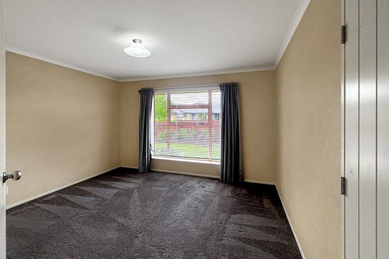 Photo of property in 53 Branigan Parade, Kelvin Grove, Palmerston North, 4414