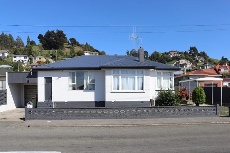 Photo of property in 28 Clyde Street, Oamaru North, Oamaru, 9400