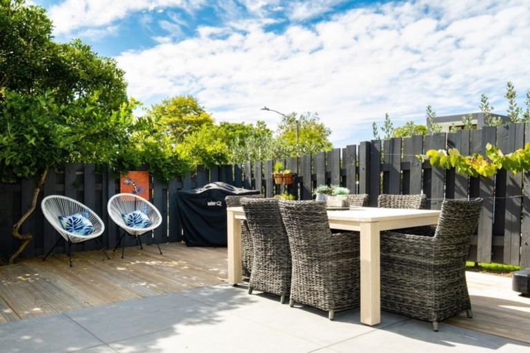 Photo of property in 18a Simla Avenue, Havelock North, 4130