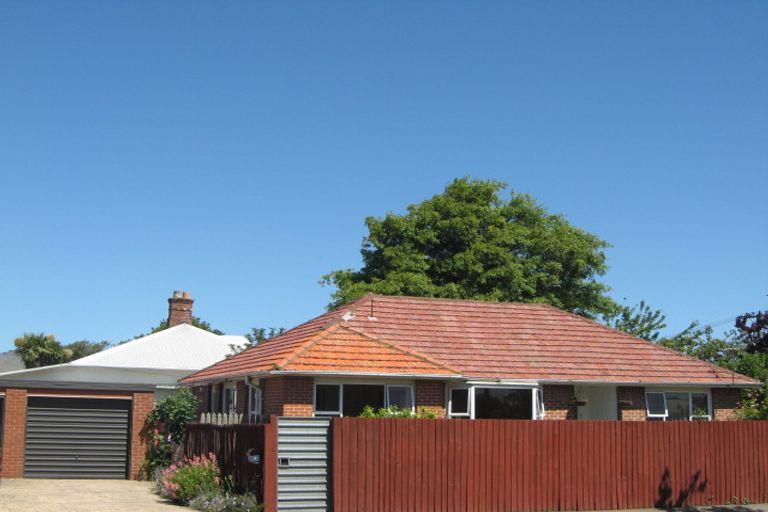 Photo of property in 2 Coronation Street, Spreydon, Christchurch, 8024