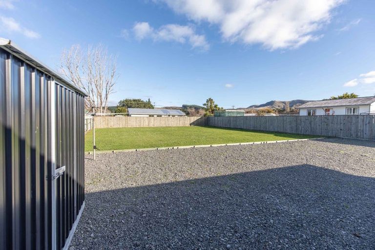 Photo of property in 20 Blake Street, Porangahau, 4293