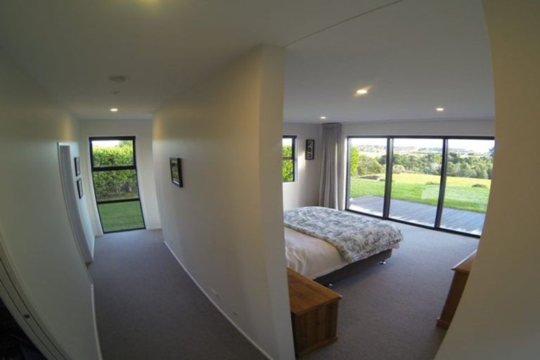 Photo of property in 6 Ekuarangi Place, Kaitake, New Plymouth, 4374